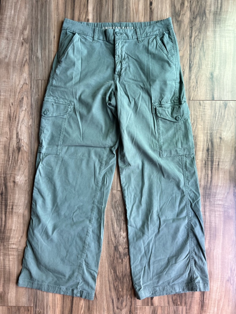 American Eagle Outfitters Military Green Cargo Pants for Women